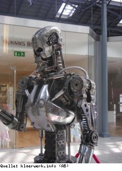 Wurmartige Roboter zur Inspektion des Rohrinneren